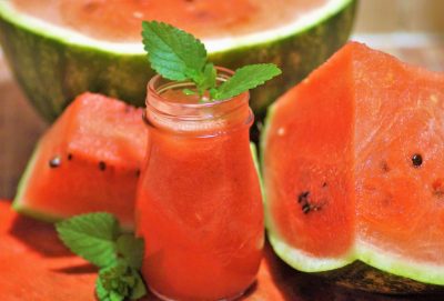 Fruchtiges Gelee aus Melone und Himbeeren selber machen